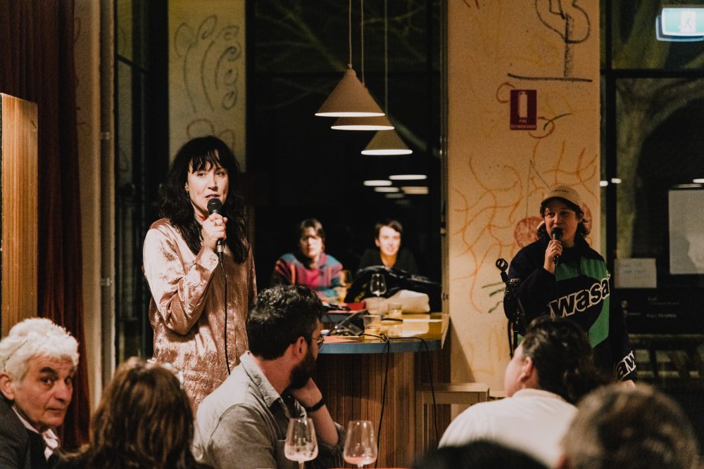 DISORGANISING DINNER